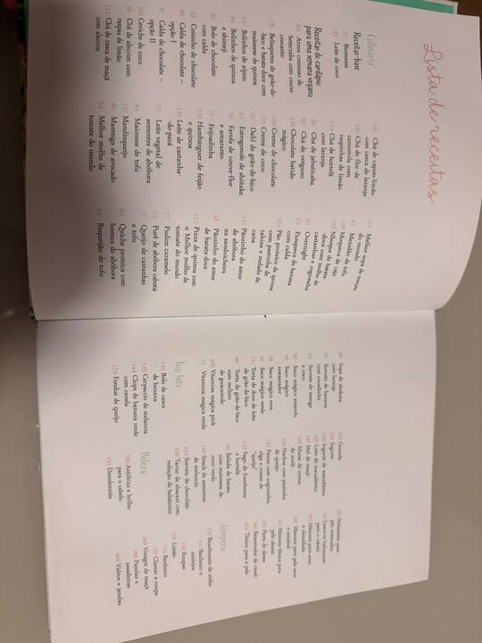 Foto de Livro de receitas veganas e saudáveis